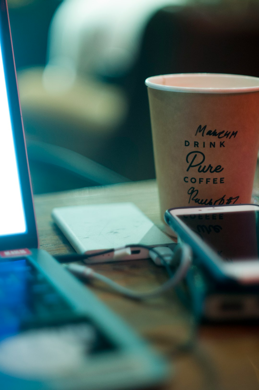 Working days and coffee


Ph: https://www.instagram.com/mstyazhkin/